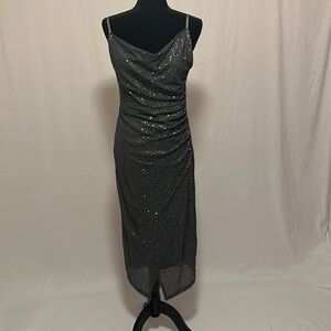 Laundry by shelli segal sequin cowl neck slip in gunmetal size 6